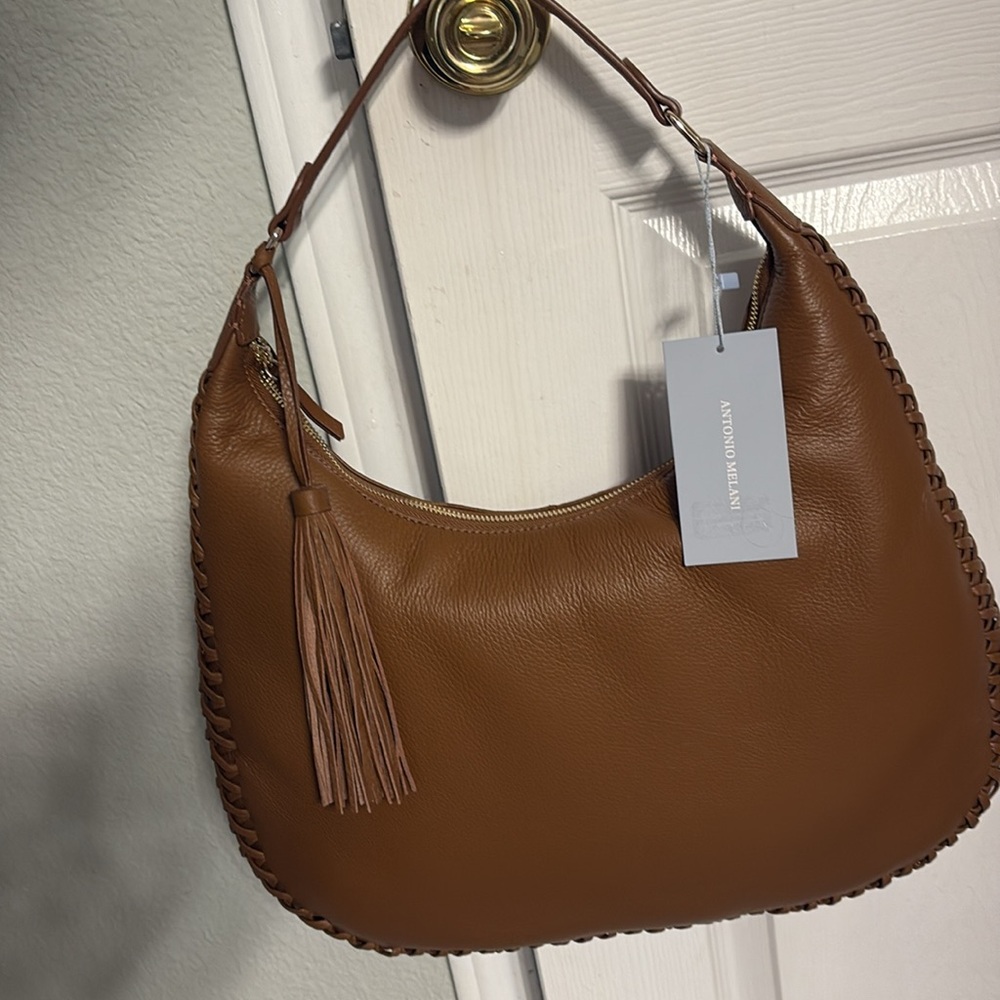 Antonio Melani Beautiful cognac 100% leather
Shoulder Handbag - Picture 9 of 11